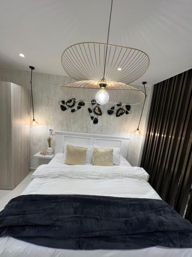 The Lennox Luxury Apartment Άκρα Εξωτερικό φωτογραφία