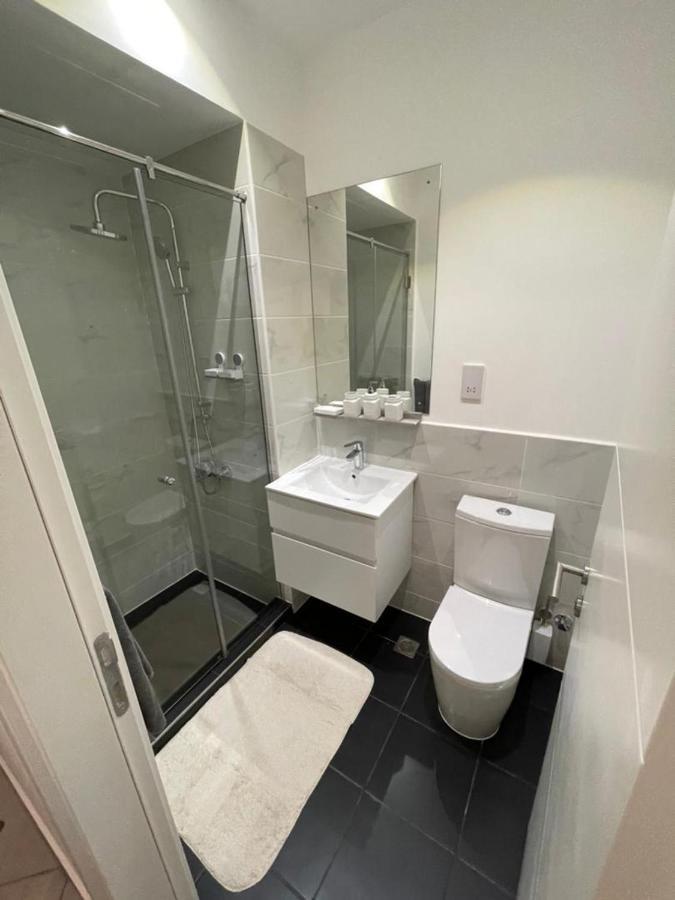 The Lennox Luxury Apartment Άκρα Εξωτερικό φωτογραφία